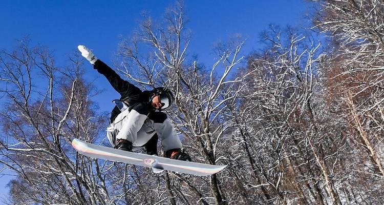 单板滑雪抓板技巧（初学者必知的15个技巧）