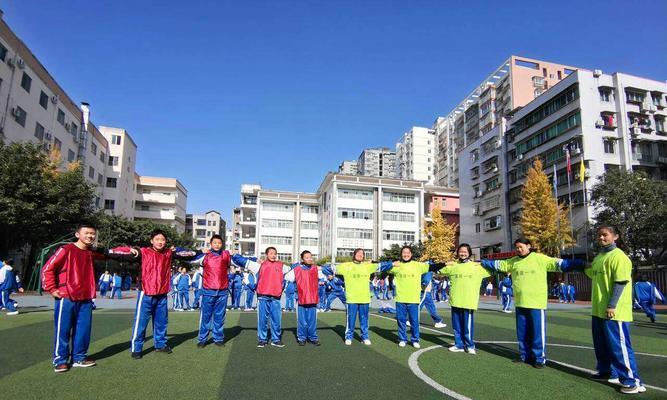 运用足球技巧提升跑步效果（15个让你飞速前进的足球训练技巧）