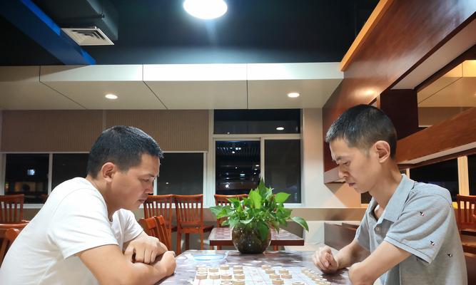 象棋实战技巧剖析（从入门到精通，掌握必胜策略）