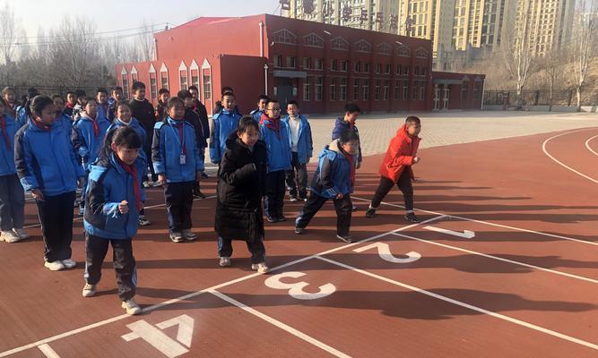 揭秘400米跑步技巧的发明者（从历史到现代）