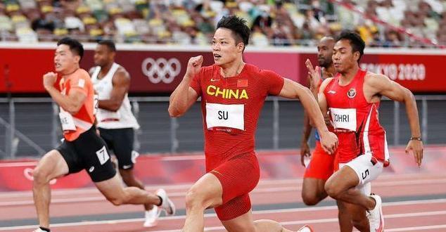 如何健康科学地进行100米跑步（掌握正确技巧）