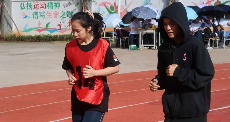 打破记录，跑步——八塘小学生800米跑步技巧（从正确姿势到心态调整）
