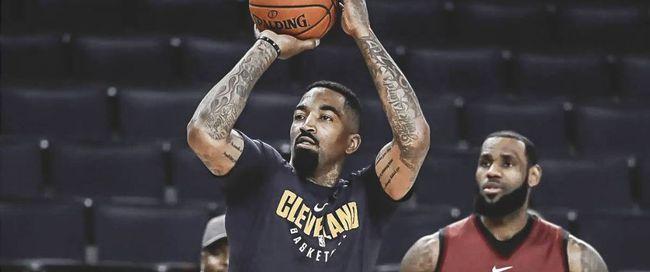 詹姆斯扔球技巧（NBA球星詹姆斯的扔球技巧之路）