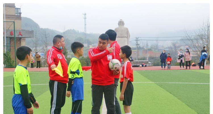 足球小子技巧大全教学（掌握足球技能）