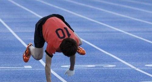 初一男生100米跑步技巧（如何提高100米跑步速度）