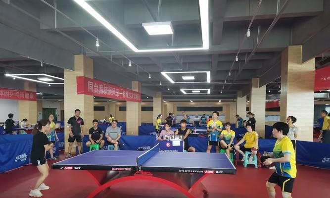 乒乓球守门员偷球技巧教学（如何成为高超的乒乓球守门员）