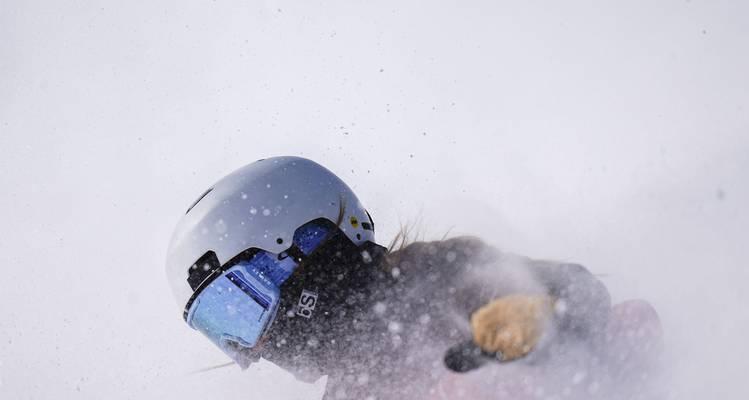 谷爱凌自由式滑雪技巧（以坡面障碍为主的滑雪绝技）