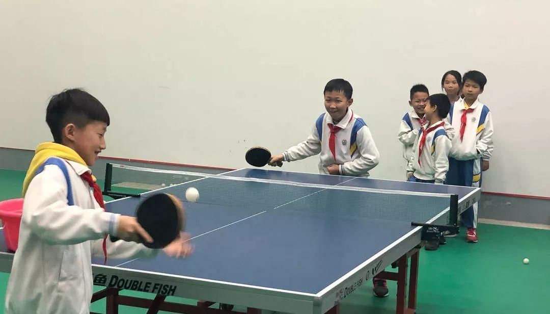 如何提高乒乓球拉弧圈技巧（15个实用技巧让你成为拉弧圈大师）