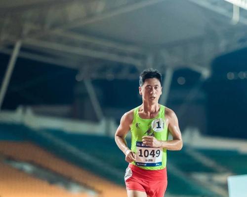 400米跑步技巧，轻松不累（如何在400米跑道上获得更好的成绩）