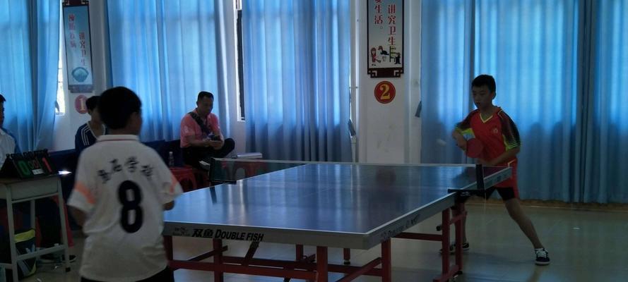 乒乓球扣球技巧（掌握正确的动作和身体平衡关键）