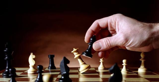 象棋白棋技巧解析（15个实用技巧让你成为象棋高手）