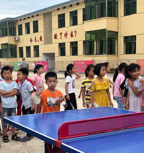 乒乓球高级技巧之弧线球（打出精准弧线球）