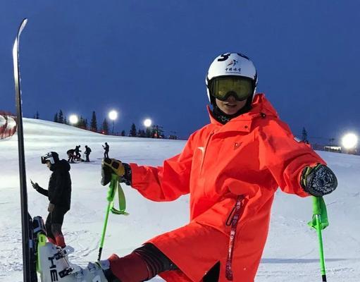 韩晓鹏夺冠揭秘（滑雪技巧和训练方法）