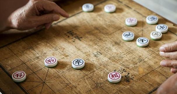 象棋开局技巧（如何巧妙布局赢得优势）