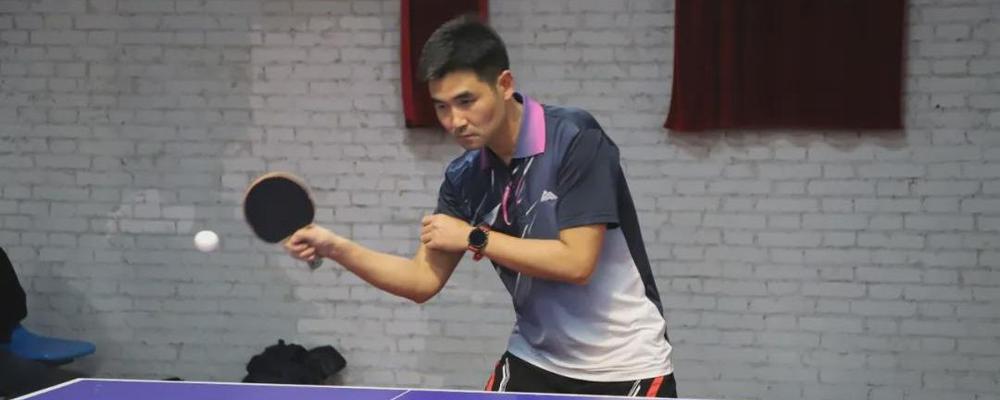 乒乓球大师教你接发球绝招（15个技巧让你成为接发球高手）