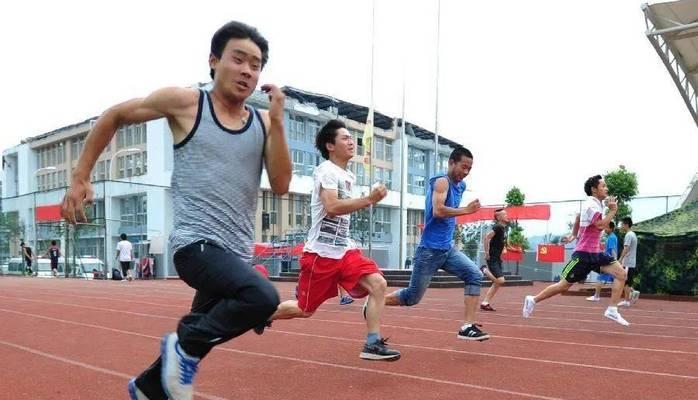 打破800米跑步3分40秒的技巧（一步步教你如何提高800米跑步速度）