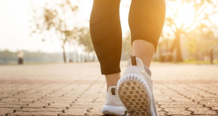 初中生的1km跑步技巧（打造健康体魄）