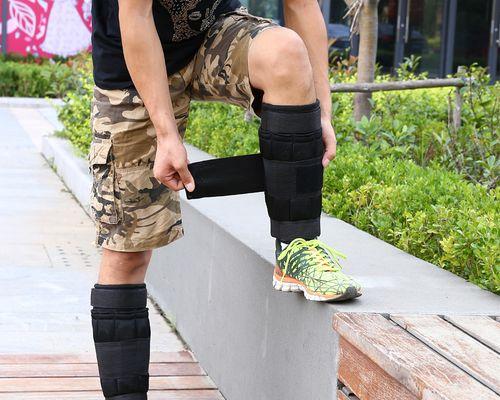 双人绑腿跑步技巧——让你与伴侣更紧密的联系（运动带来的亲密关系——绑腿跑步的技巧与注意事项）