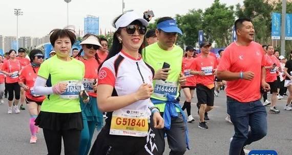 马拉松比赛技巧与策略（如何在马拉松比赛中取得好成绩——来自专业选手的经验分享）