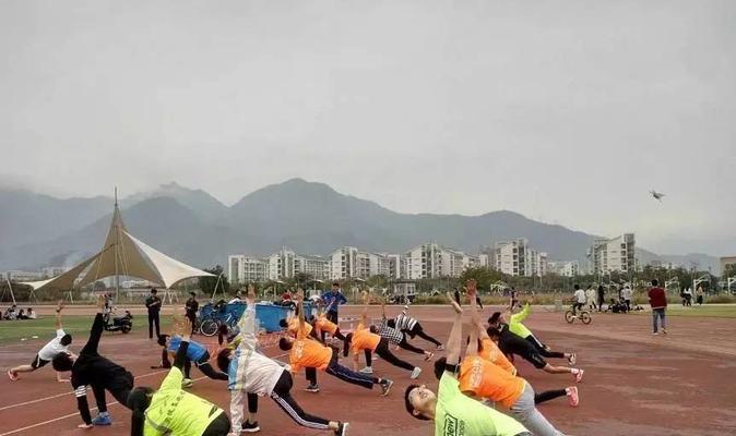 四百米比赛跑步技巧（打破记录的关键）