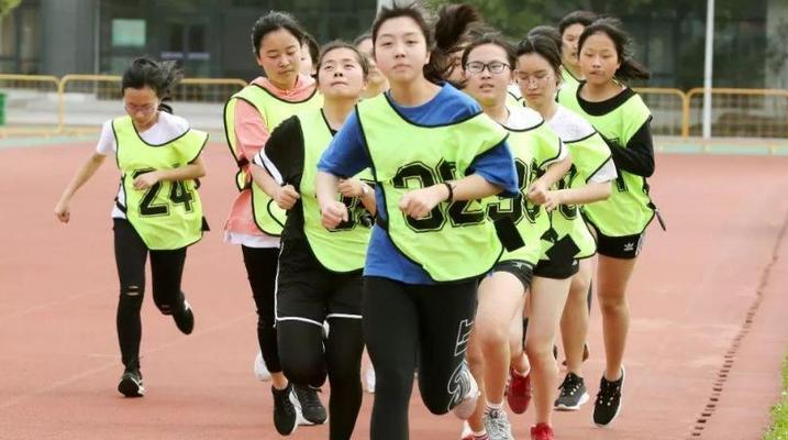 四年级四百米跑步技巧（如何提高四年级学生的四百米跑步成绩）