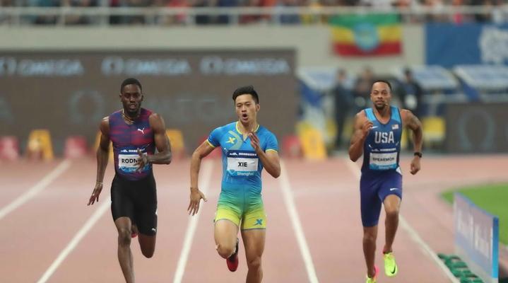 小学生200米跑步技巧（如何提高速度和耐力）