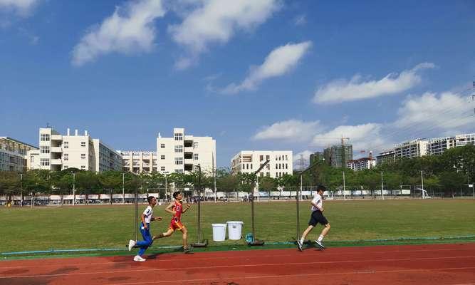 提高800米跑步技巧，享受更佳的跑步体验（从姿势、呼吸、节奏入手）