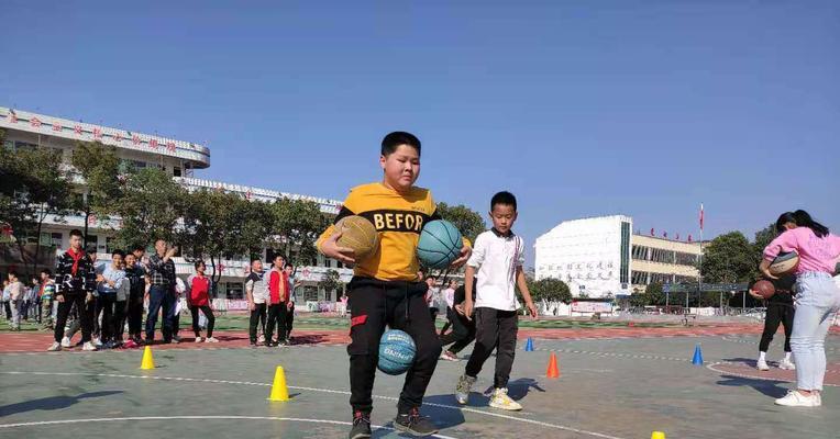 如何通过训练提高快跑能力（掌握技巧）