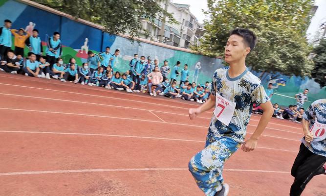 小学跑步1000米有哪些技巧？如何提高跑步成绩？