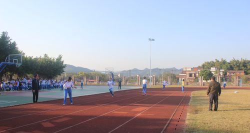 小学二年级200米跑步技巧题有哪些？如何提高跑步成绩？