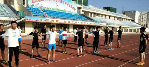 如何提高高中体育生八百米跑步成绩？掌握哪些技巧能提升速度？