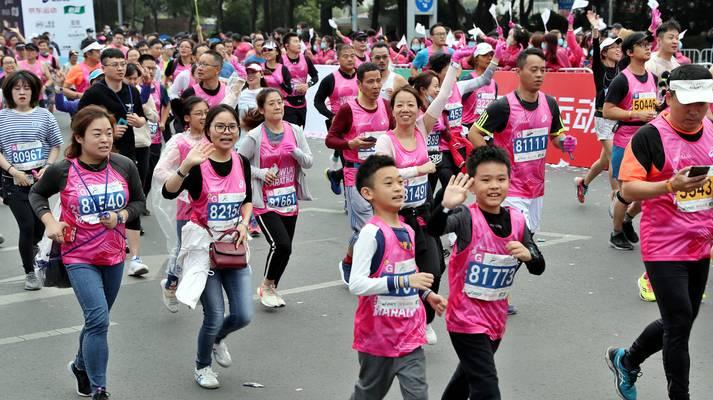 马拉松长跑跑步技巧说文字稿大全？如何提升长跑表现？