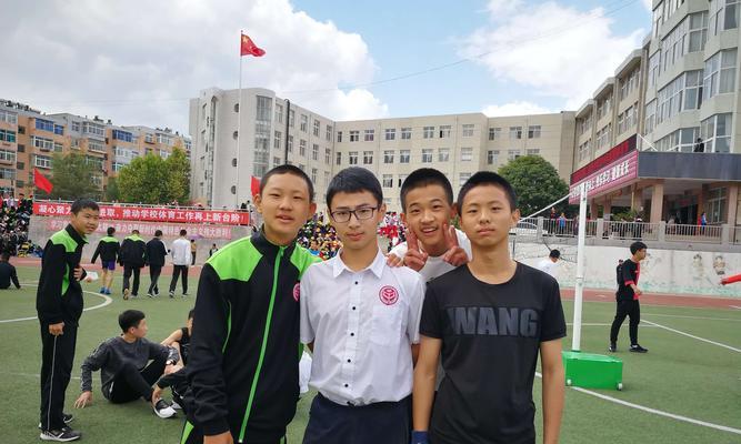 校运会男子4400米跑步技巧大全？如何提升比赛成绩？