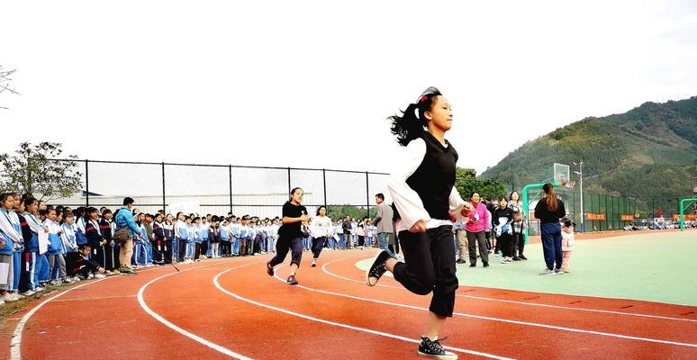 小学400米跑步比赛规则有哪些？如何掌握跑步技巧？