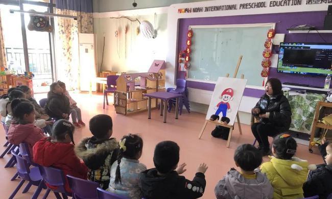 超级跳跃足球技巧教学设计中班？如何提高幼儿足球技能？
