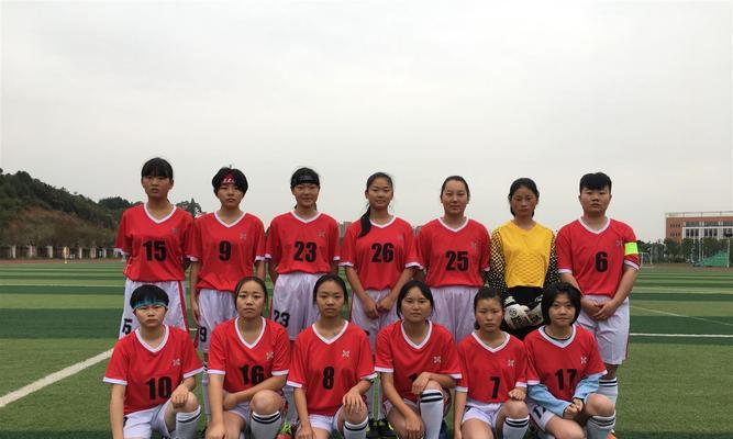 初中生如何在足球赛中获胜？掌握哪些基本技巧？
