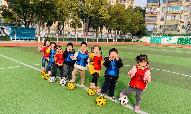 足球变向技巧有哪些？如何有效提高足球变向能力？
