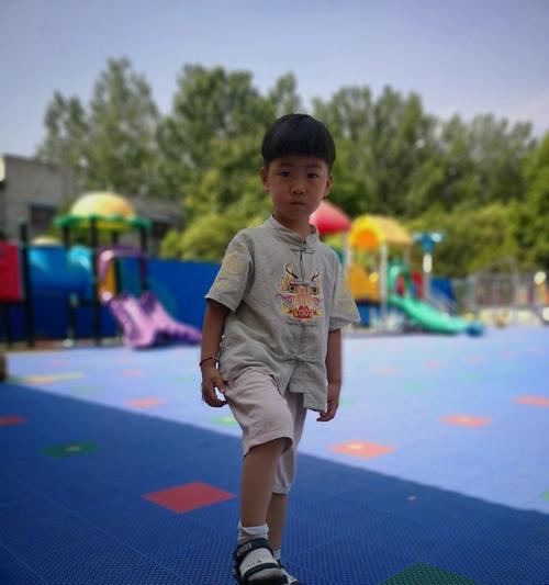 足球不停球传球技巧教案中班反思评价？如何提高中班足球传球效率？