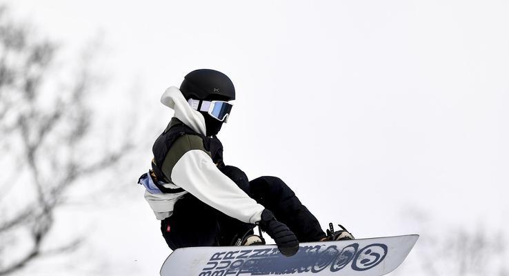 单板滑雪女子坡面障碍技巧大赛（壮观的场面）