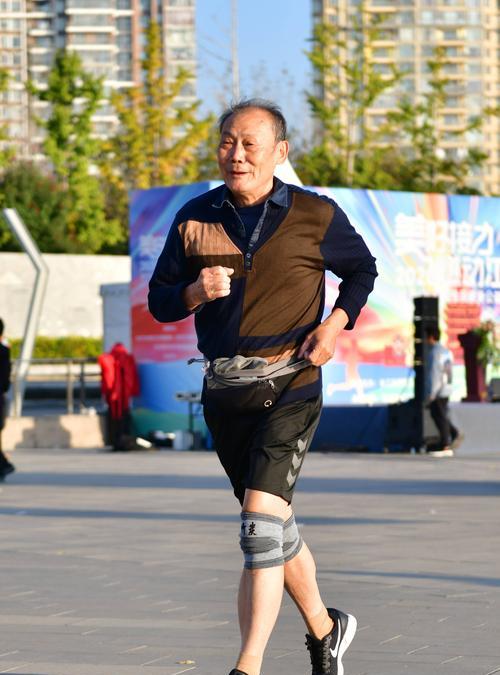 跑步达人技巧（如何成为跑步达人）