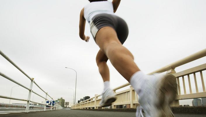 800米跑步技巧有哪些？如何提高跑步效率？