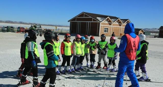 室内滑雪技巧训练（提升滑雪技巧）
